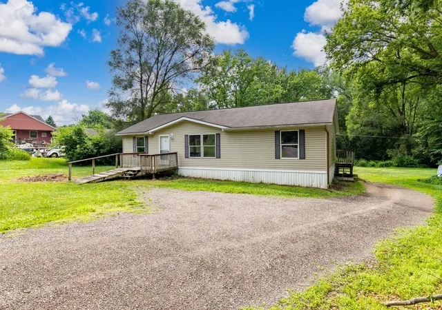 Homes for sale in Saint Peter, MN | 994 Rabbit Rd, Saint Peter, MN 56082 | MLS# 7089068