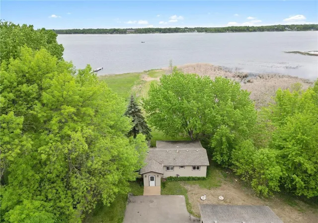 Homes for sale in Lindstrom, MN | 12280 Mentzer Trl, Lindstrom, MN 55045 | MLS# 7089074