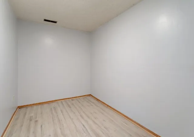 5th image of 6266 15Th St N, Saint Paul, MN 55128 | MLS# 7089083