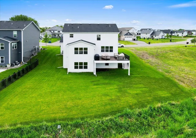 image of 235 4th St Nw, Delano, MN 55328 | MLS# 7089096