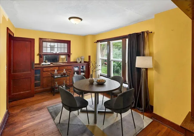 Photo 3 of Sale Pending at 1340 Upton Ave N, Minneapolis, MN 55411 | MLS# 7089118 | Listing updated on 2026-08-11