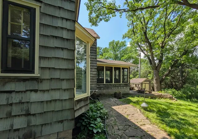 Photo 3 of Single family home for sale at 725 N 1st Street, Montevideo, MN 56265 | MLS# 7089129 | Listing updated on 2026-09-12