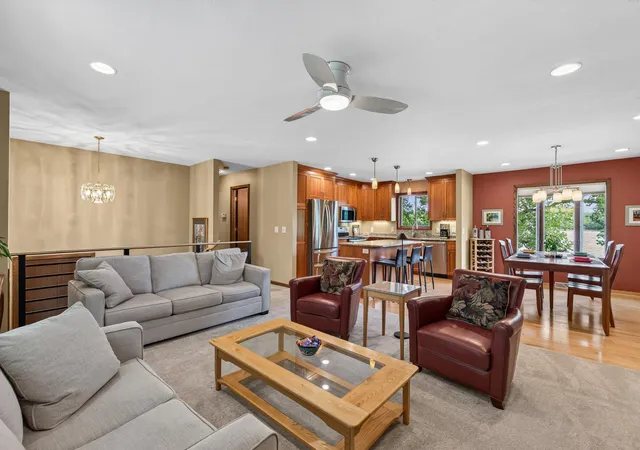 3rd image of 7183 Birchview Rd, Maple Grove, MN 55369 | MLS# 7089163