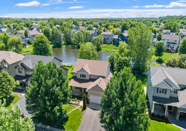 2nd image of 4858 186th St W, Farmington, MN 55024 | MLS# 7089178