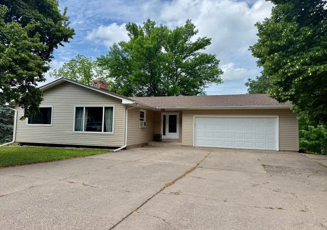 1st image of 911 2nd Ave S, Buffalo, MN 55313 | MLS# 7089211