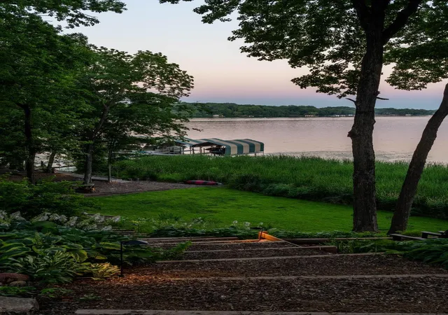 Photo 4 of Single family home for sale at 860 Windjammer Ln, Mound, MN 55364 | MLS# 7089216 | Listing updated on 2026-07-27