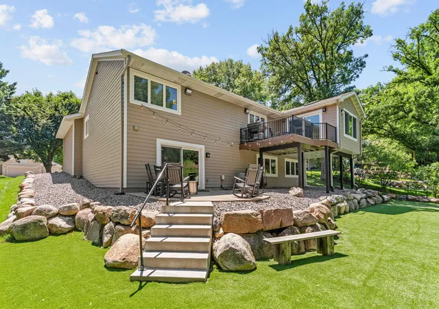 Homes for sale in New Brighton, MN | 3042 12Th St Nw, New Brighton, MN 55112 | MLS# 7089336