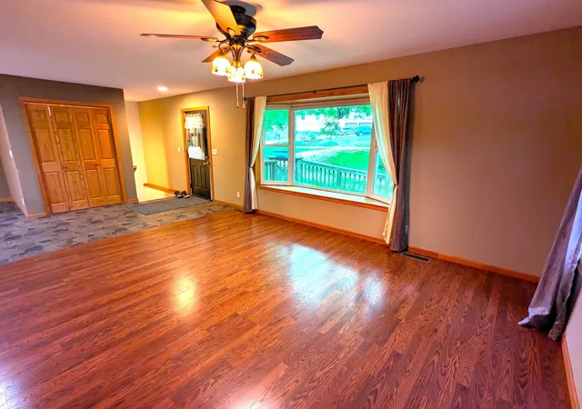 3rd image of 24082 Homer Valley Rd, Winona, MN 55987 | MLS# 7089433
