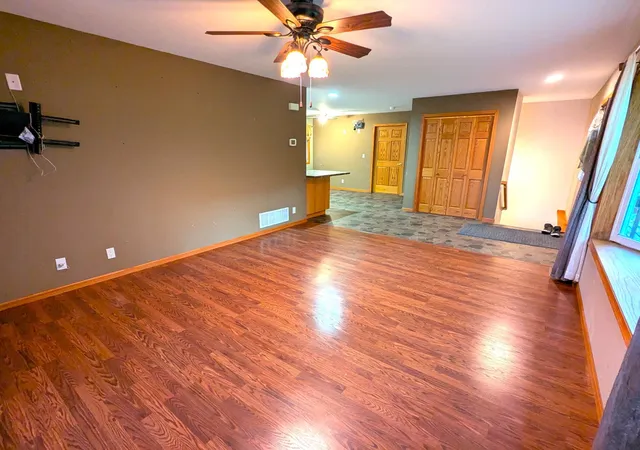 4th image of 24082 Homer Valley Rd, Winona, MN 55987 | MLS# 7089433