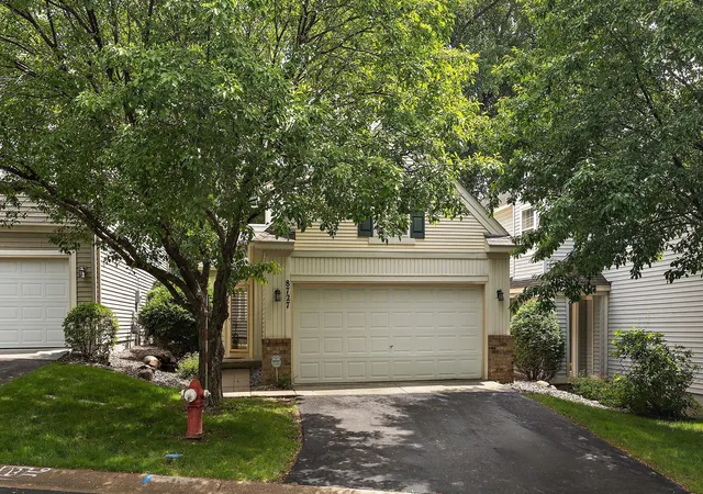 Homes for sale in Chanhassen, MN | 8727 N Bay Dr, Chanhassen, MN 55317 | MLS# 7089453