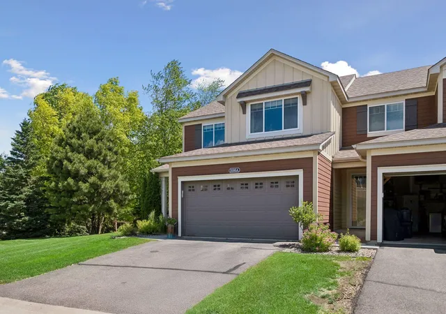 Homes for sale in Woodbury, MN | 3105 Countryside Bay #A, Woodbury, MN 55129 | MLS# 7089475