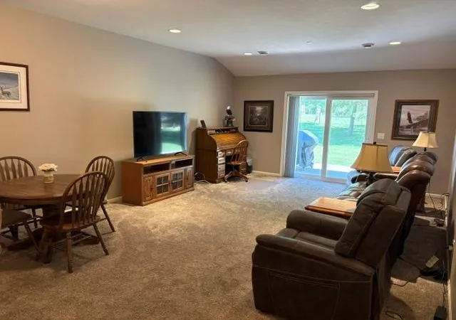 Homes for sale in Hutchinson, MN | 1827 Scenic Heights Ct Sw, Hutchinson, MN 55350 | MLS# 7089477