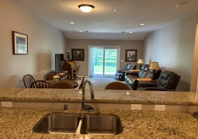 Homes for sale in Hutchinson, MN | 1827 Scenic Heights Ct Sw, Hutchinson, MN 55350 | MLS# 7089477