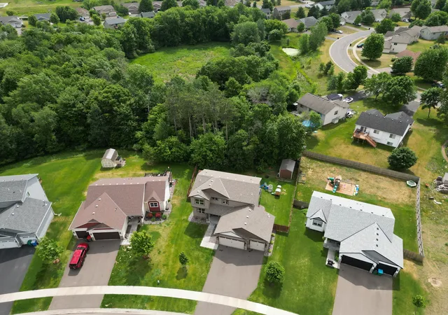 2nd image of 1030 Bellaire Blvd Nw, Isanti, MN 55040 | MLS# 7089480