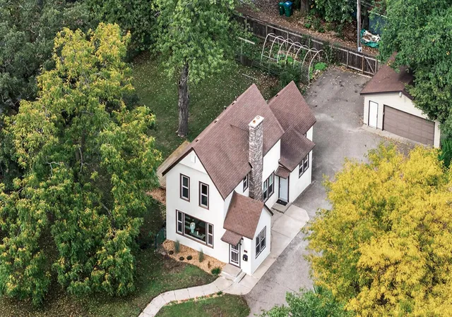 Photo 1 of Single family home for sale at 7418 Edgebrook Dr, Minneapolis, MN 55426 | MLS# 7089507 | Listing updated on 2026-10-09