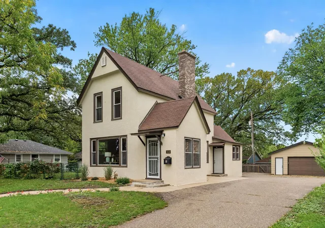 Photo 2 of Single family home for sale at 7418 Edgebrook Dr, Minneapolis, MN 55426 | MLS# 7089507 | Listing updated on 2026-10-08