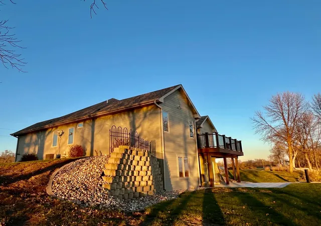 5th image of 83987 Ridge Creek Dr, Clinton, MN 56225 | MLS# 7089550