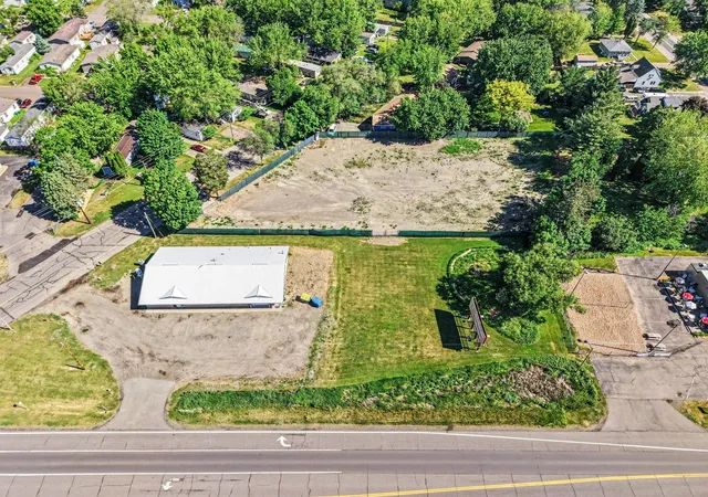 2nd image of 30041 Redfield Blvd, Shafer, MN 55074 | MLS# 7089581