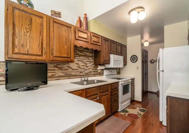 Homes for sale in Crookston, MN | 601 4Th Ave Ne #16, Crookston, MN 56716 | MLS# 7089587