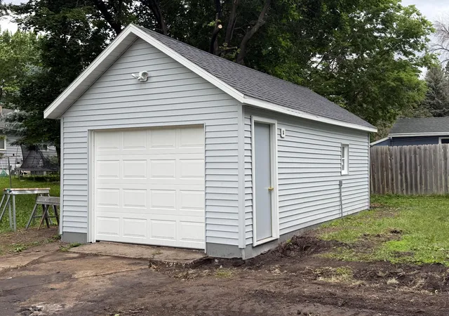 Homes for sale in Worthington, MN | 1203 Apel Ave, Worthington, MN 56187 | MLS# 7089648