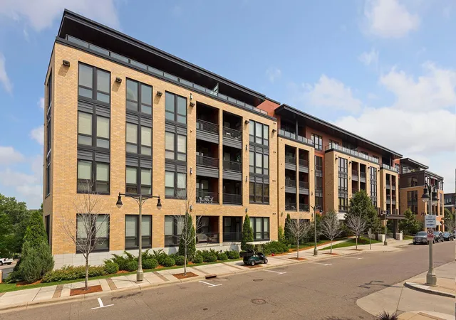 2nd image of 4730 Park Commons Dr #204, Saint Louis Park, MN 55416 | MLS# 7089676