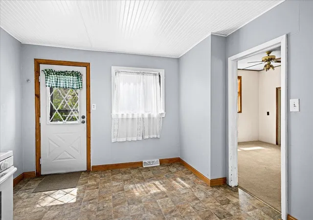 4th image of 720 N 23rd Avenue W, Duluth, MN 55806 | MLS# 7089715