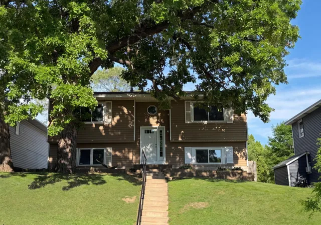 Photo 1 of Single family home for sale at 546 Hazel St N, Saint Paul, MN 55119 | MLS# 7089735 | Listing updated on 2026-10-16