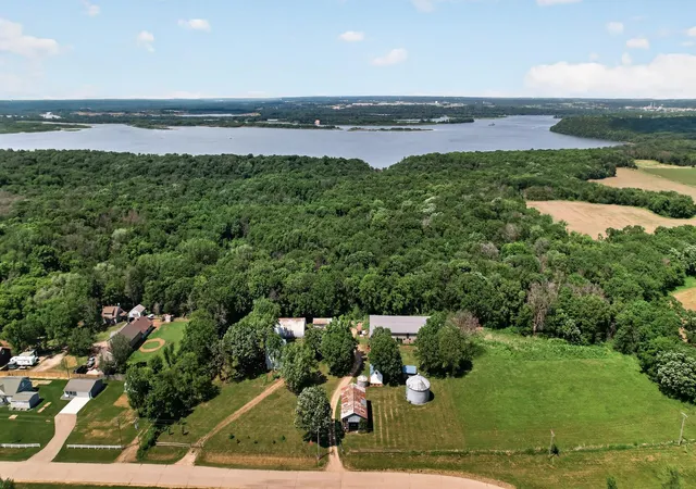 1st image of 7635 Mississippi Trl, Hastings, MN 55033 | MLS# 7089741