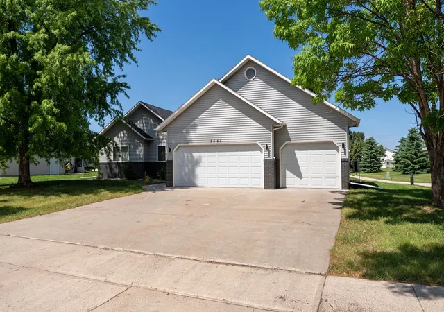 2nd image of 2541 S 26th Ave S, Fargo, ND 58103 | MLS# 7089743