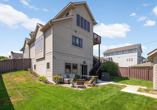 Photo 3 of Single family home for sale at 5845 York Ave S, Edina, MN 55410 | MLS# 7089835 | Listing updated on 2026-09-02