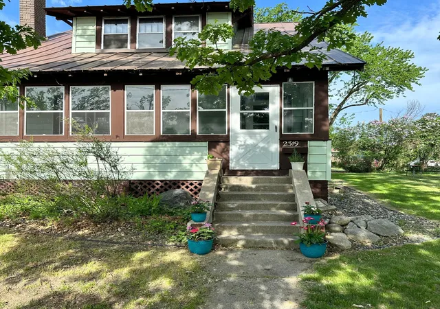 Photo 4 of Sale Pending at 2319 Birchmont Dr NE, Bemidji, MN 56601 | MLS# 7089840 | Listing updated on 2026-10-06