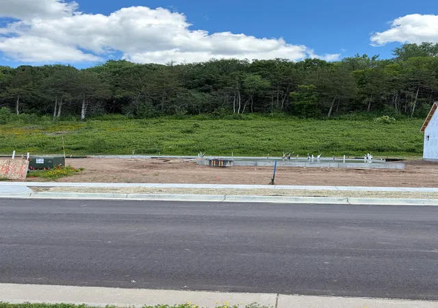 Photo 3 of Sale Pending at 2412 Simply Living Ln, Hudson, WI 54016 | MLS# 7089886 | Listing updated on 2026-07-15