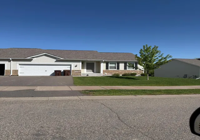 Homes for sale in Montrose, MN | 1027 White Tail Ln, Montrose, MN 55363 | MLS# 7089908