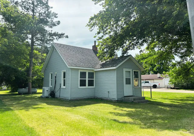 Single family home for sale at 300 State Ave, Villard, MN 56385 | MLS# 7089923