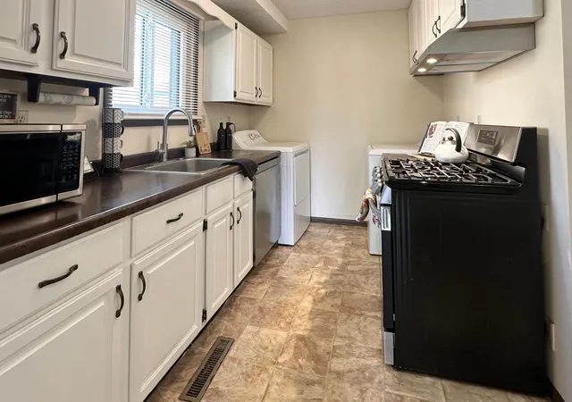 5th image of 2209 Mayfair Rd, Golden Valley, MN 55427 | MLS# 7089981