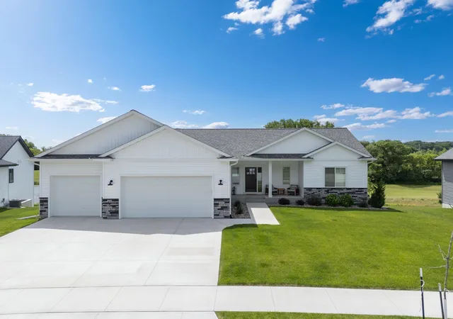 1st image of 1892 Hadley Hills Dr Ne, Rochester, MN 55906 | MLS# 7090007
