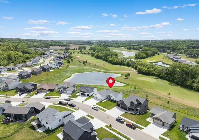 2nd image of 1892 Hadley Hills Dr Ne, Rochester, MN 55906 | MLS# 7090007