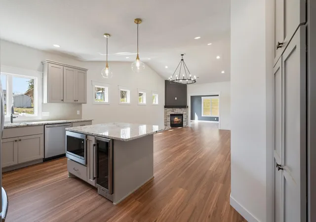 Photo 4 of Townhouse for sale at 1091 Legend Ln, River Falls, WI 54022 | MLS# 7090008 | Listing updated on 2026-09-21