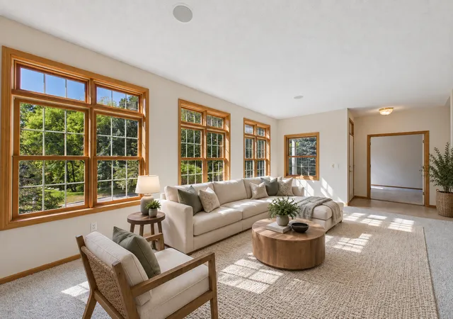 Photo 3 of Single family home for sale at 710 Gilfillan Ln, Saint Paul, MN 55127 | MLS# 7090039 | Listing updated on 2026-10-22