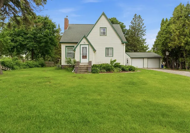 Homes for sale in Waseca, MN | 1113 State St N, Waseca, MN 56093 | MLS# 7090068