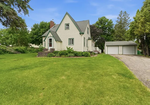Homes for sale in Waseca, MN | 1113 State St N, Waseca, MN 56093 | MLS# 7090068