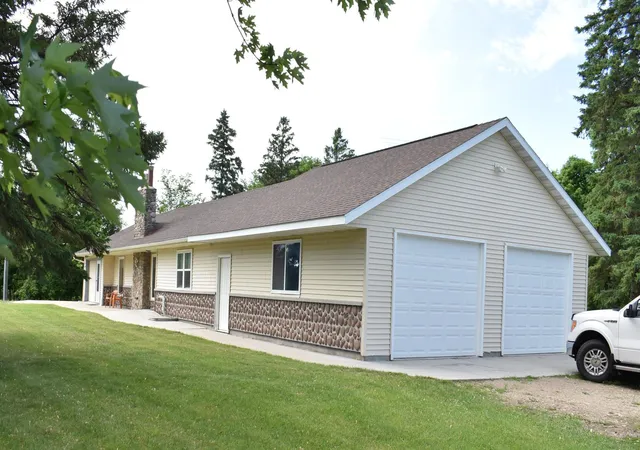 4th image of 26073 County Hwy 18, Fergus Falls, MN 56537 | MLS# 7090122