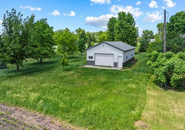 Homes for sale in Belview, MN | 207 S Lake St, Belview, MN 56214 | MLS# 7090129