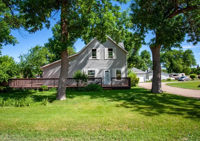 Homes for sale in Barnesville, MN | 301 2Nd Ave Sw, Barnesville, MN 56514 | MLS# 7090132