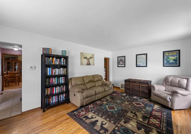 2nd image of 3611 Lee Ave N, Minneapolis, MN 55422 | MLS# 7090258