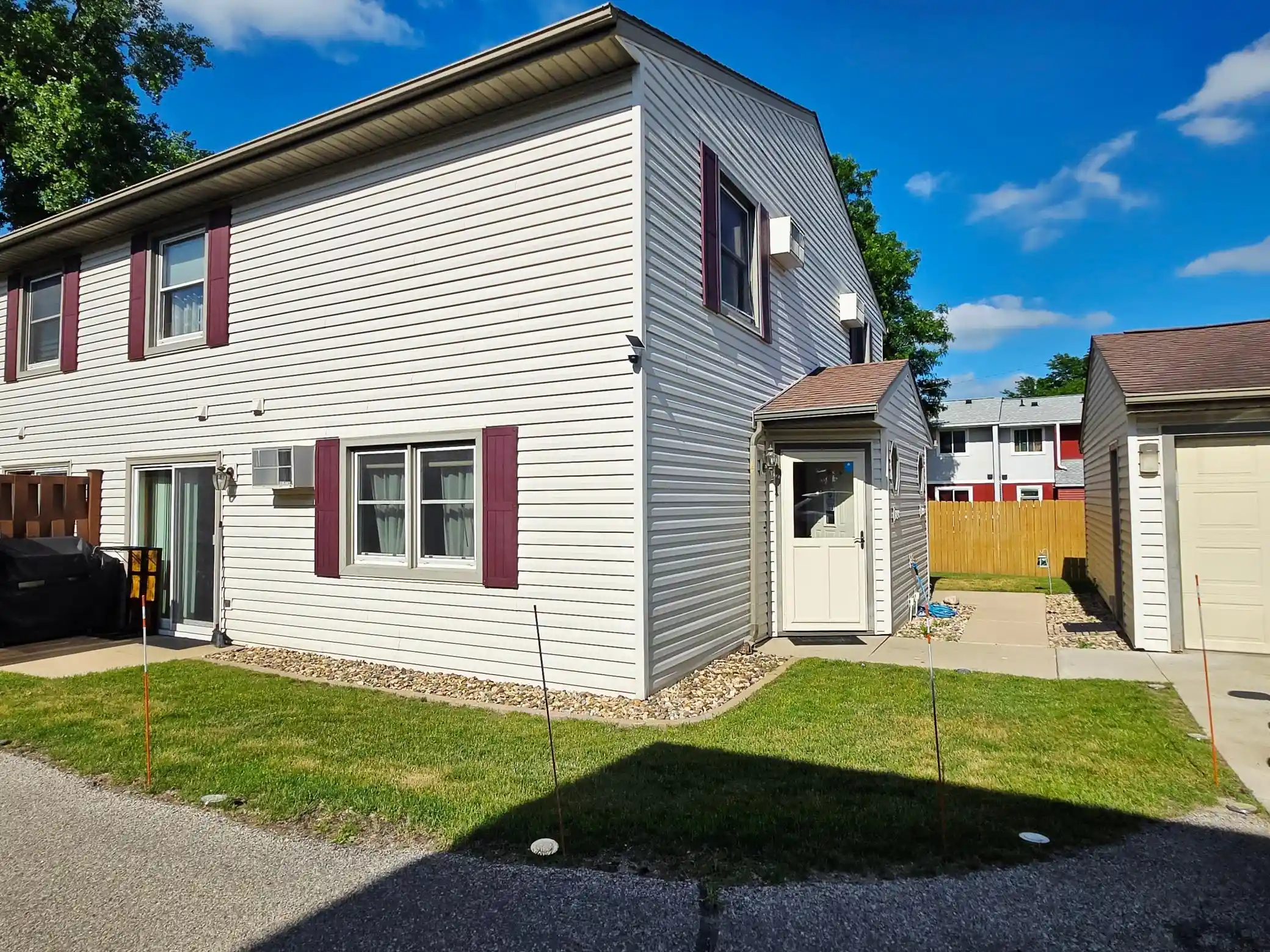 Listing Photo 1 - Condo for sale in 1648 8 1/2nd St SE located at 1648 8 1/2nd St SE, Rochester, MN 55904 - Unit 1648 8 1/2 St SE