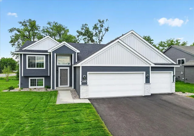 Homes for sale in North Branch, MN | 6600 Granby St, North Branch, MN 55056 | MLS# 7090315