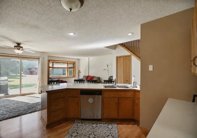 Homes for sale in Coon Rapids, MN | 9818 Palm St Nw, Coon Rapids, MN 55433 | MLS# 7090334