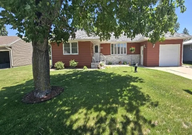 1st image of 511 S Mccornell Ave, Parkers Prairie, MN 56361 | MLS# 7090399