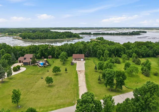 Homes for sale in New London, MN | 8666 Riverwood Cir N, New London, MN 56273 | MLS# 7090432
